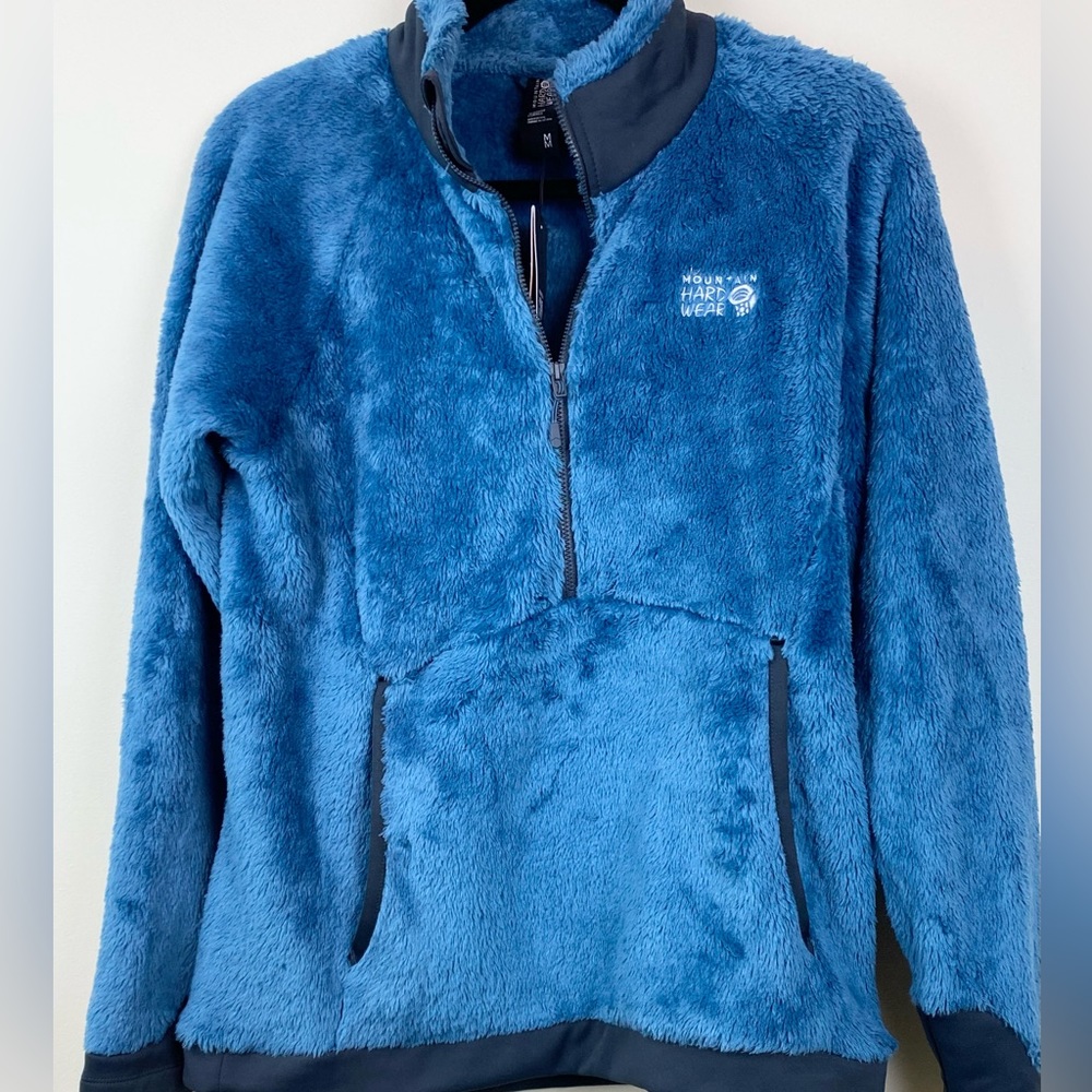 Mountain‎ Hardware Fleece Pullover
NWT Size Medium